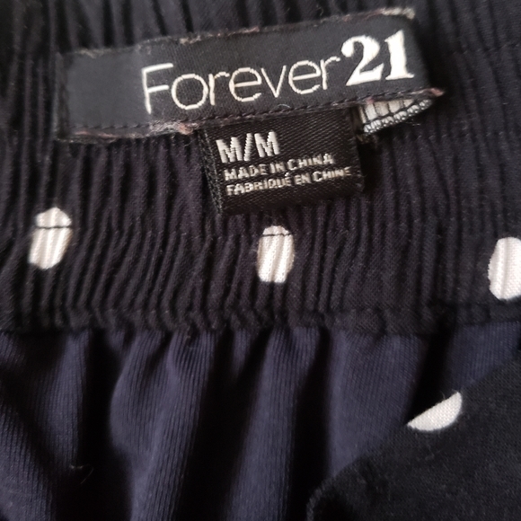 Black & White Polka Dot Midi Skirt Size Medium - Picture 4 of 6